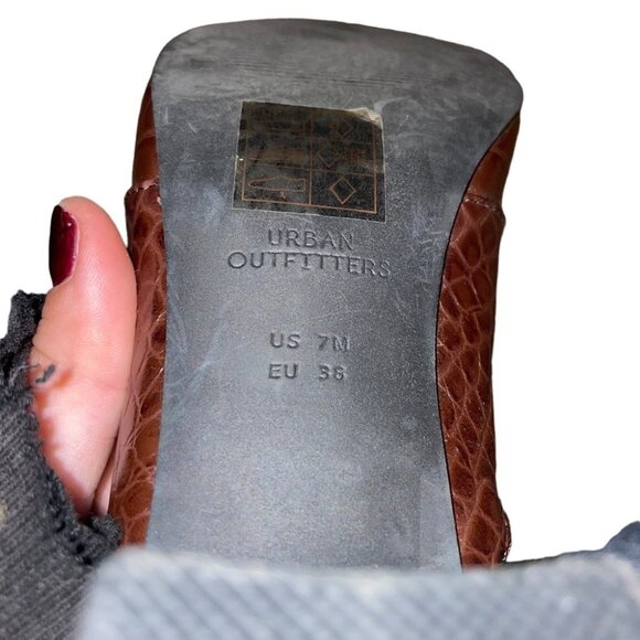 Croc Lace up booties 7 - Picture 3 of 3